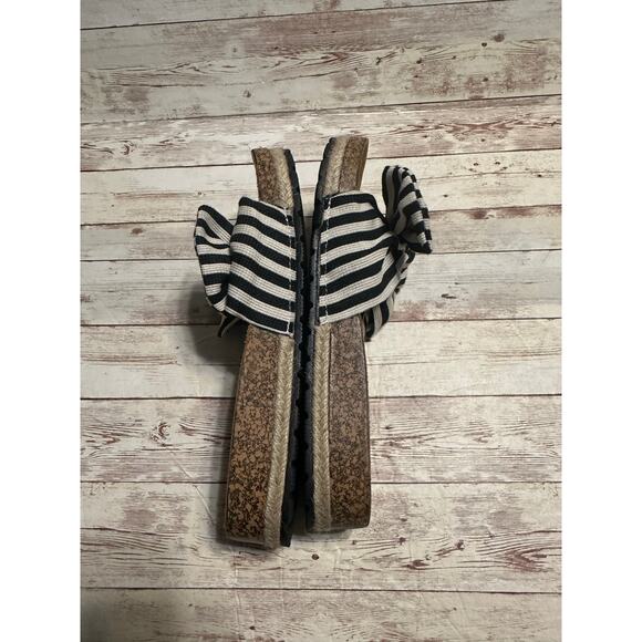 Qupid Black White Striped Slip On Sandals Slides Size US 9.5 EU 40 Slide Bow - Picture 5 of 7
